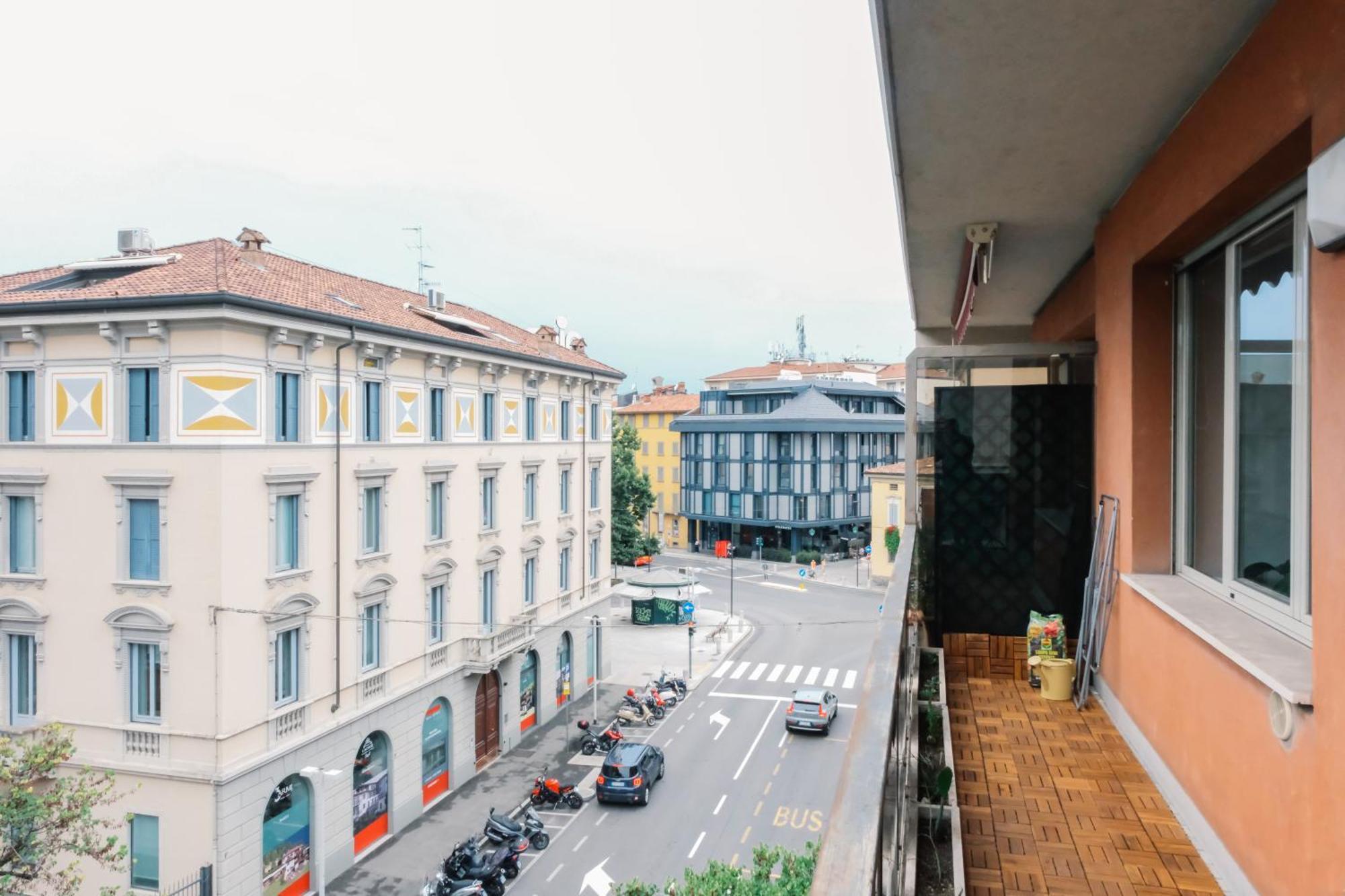 Flora Inn, Paglia 2 - Nel Cuore Del Centro Citta Bergame Extérieur photo